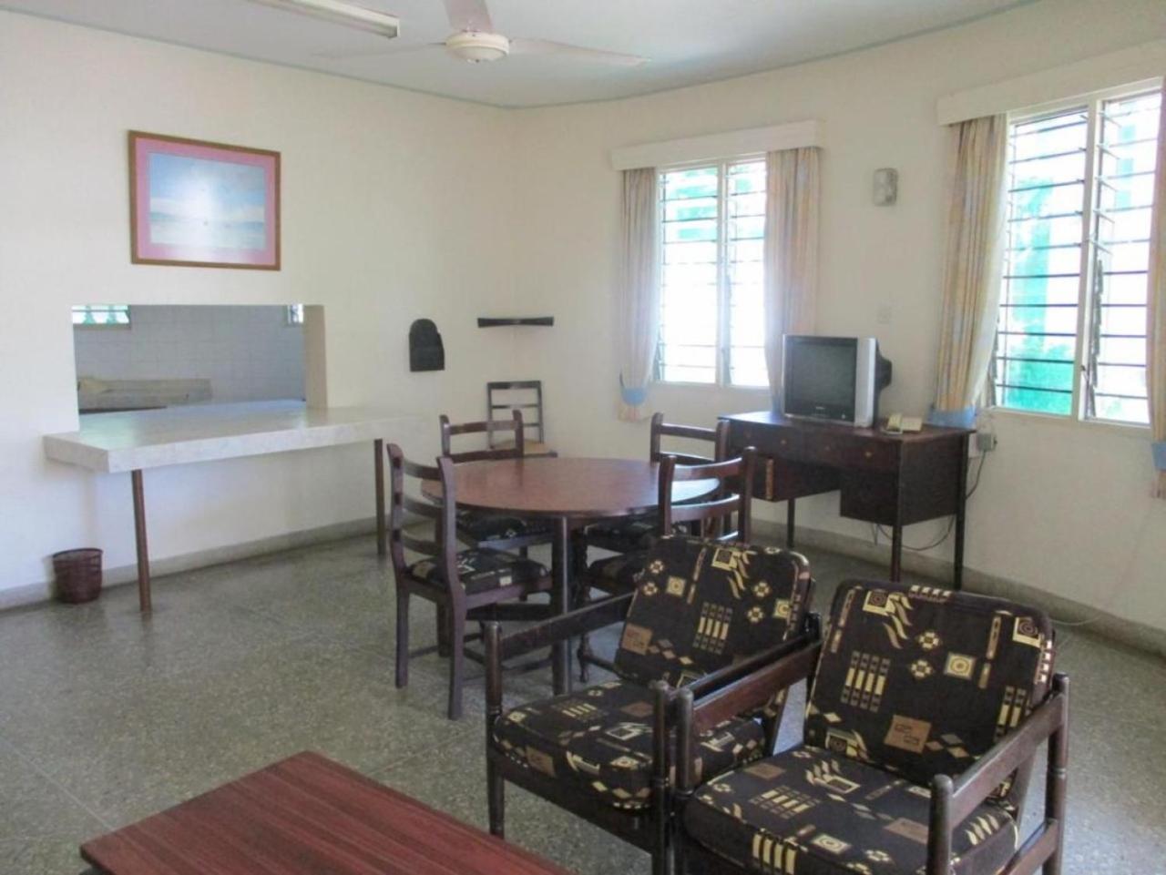 Indiana Beach Apartments Bamburi Exterior foto