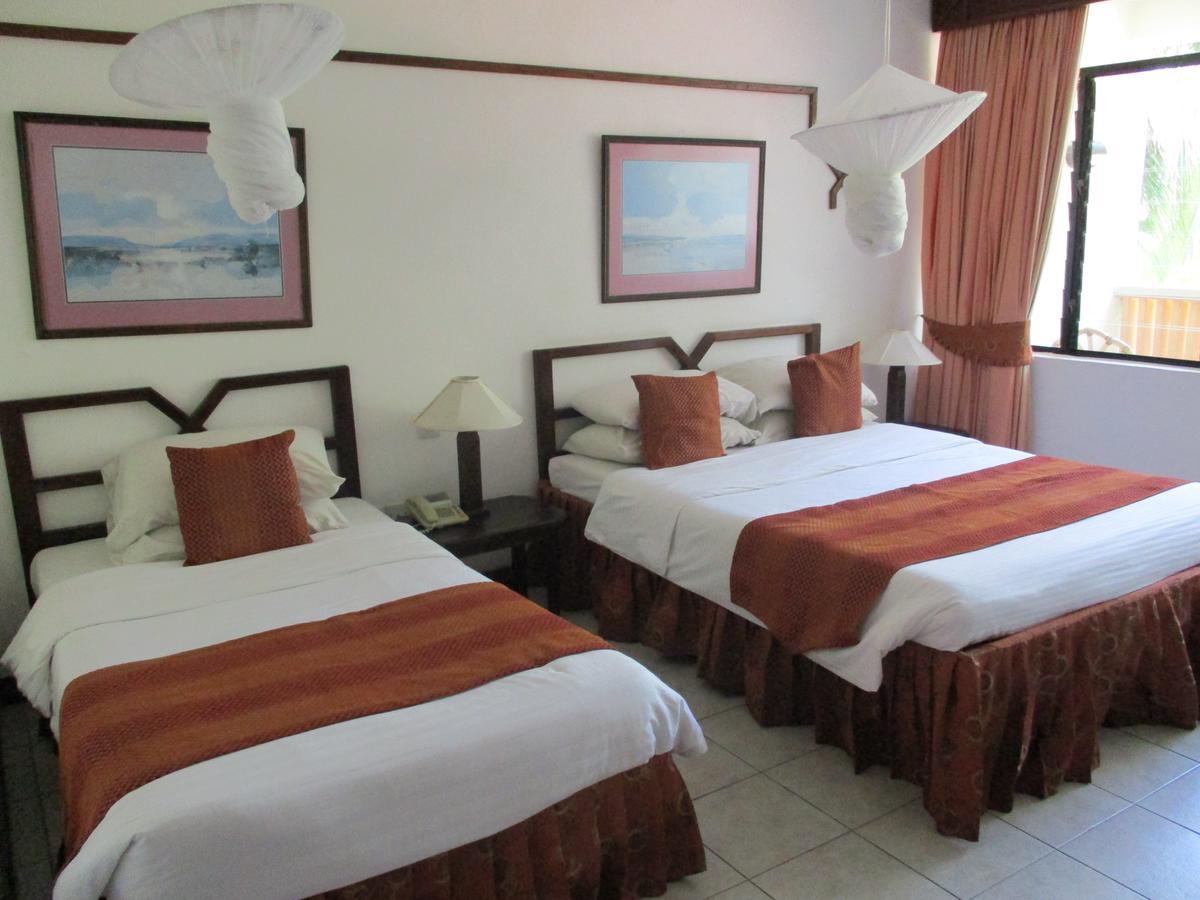 Indiana Beach Apartments Bamburi Exterior foto
