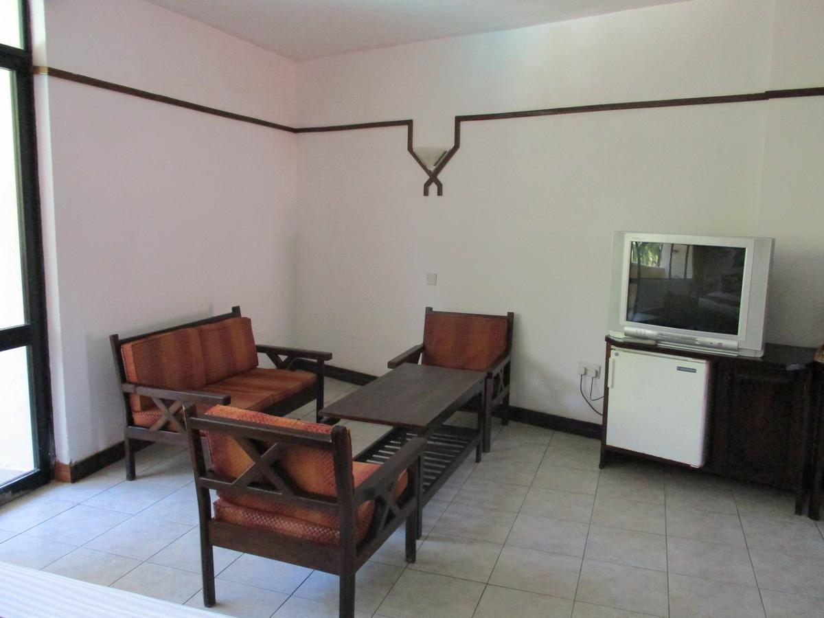 Indiana Beach Apartments Bamburi Exterior foto