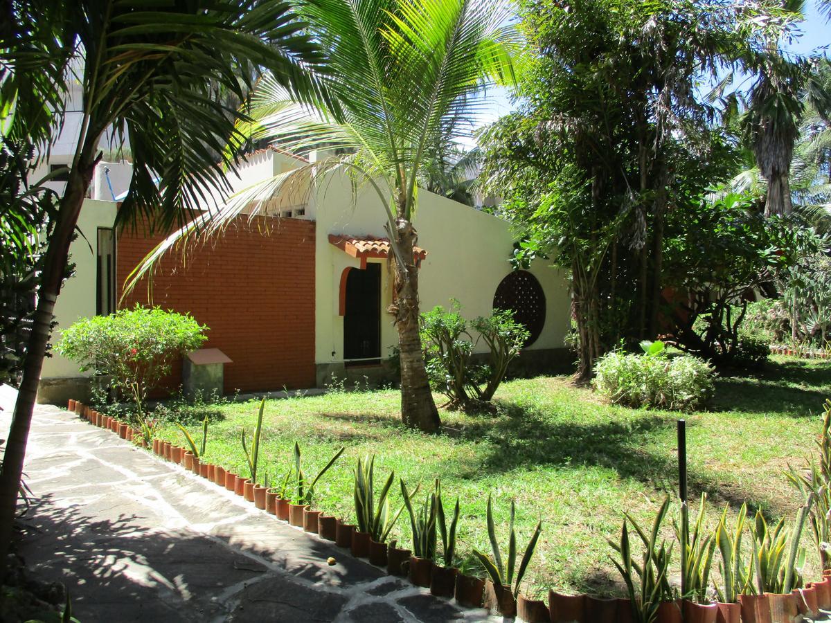 Indiana Beach Apartments Bamburi Exterior foto